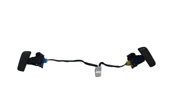 Mazda 6 Steering wheel buttons/switches 6771P51 666L 666R
