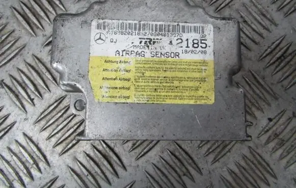 Mercedes-Benz A W169 Airbag control unit/module A1698202185
