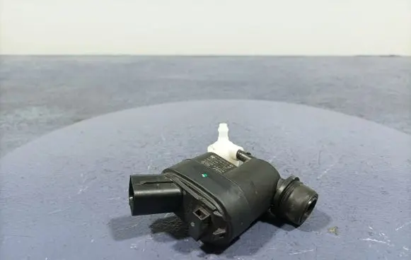 Hyundai i20 (PB PBT) Windscreen/windshield washer pump 98510-M4000