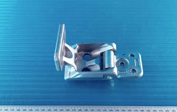 Volkswagen Crafter Loading door upper hinge A9067400437