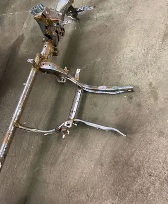 Volkswagen Taigo Dashboard cross member/frame bar 