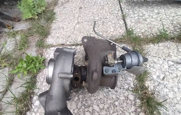 Volvo XC60 Turbo 36002640 50210745 53169700017
