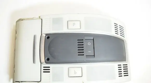 Audi A6 S6 C6 4F Front seat light 4F0951177 4F0910177 4F0947135H