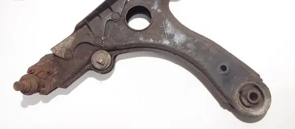 Volkswagen PASSAT B3 Front lower control arm/wishbone 357407157