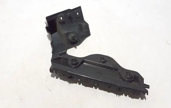 Renault Austral Rear bumper mounting bracket 850423546R