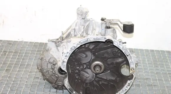 Mercedes-Benz A W176 Manual 6 speed gearbox A1762610101