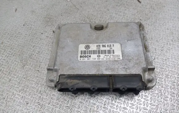 Volkswagen PASSAT B5 Engine control unit/module 038906018P 0281001720