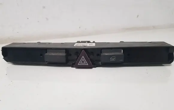 Opel Astra H Hazard light switch 03758075