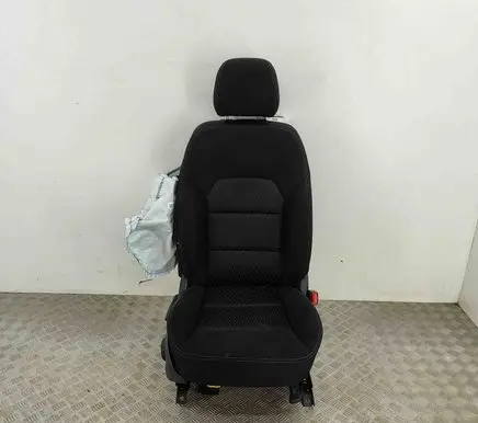 Infiniti Q30 Front passenger seat 873015DB0B 871045DB0A