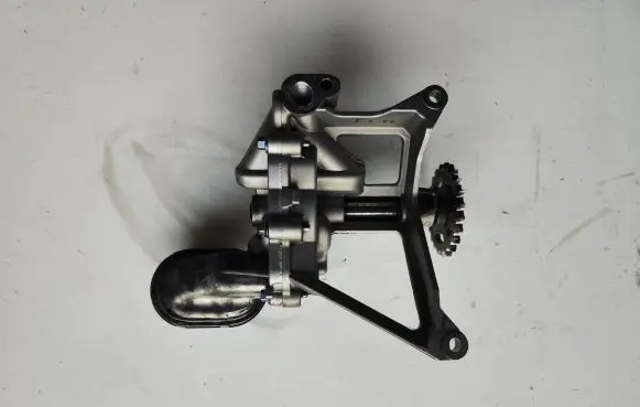 Peugeot 508 RXH Oil pump 9682393380