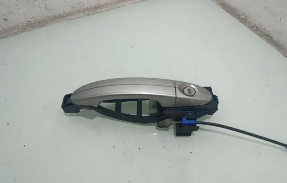 Ford Mondeo MK IV Front door exterior handle 6M21U224A37
