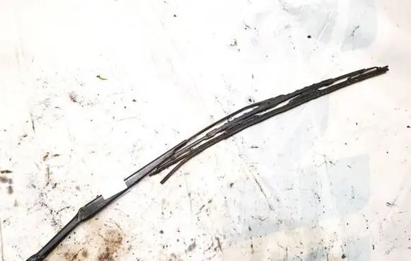 Opel Zafira A Front wiper blade arm 90582558