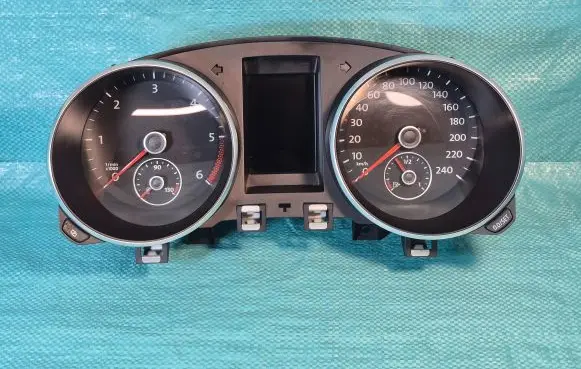 Volkswagen Golf VI Speedometer (instrument cluster) 5K0920870C VDD024280 0919014269