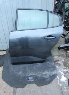 Dacia Logan III Rear door