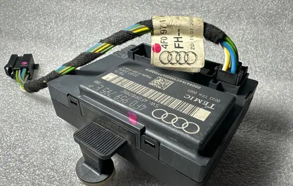 Audi A6 S6 C6 4F Door control unit/module 4F0959795E 4F0971687