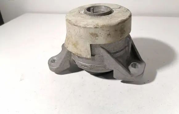 Mercedes-Benz GLC X253 C253 Engine mount bracket A2532401000 ZGS006
