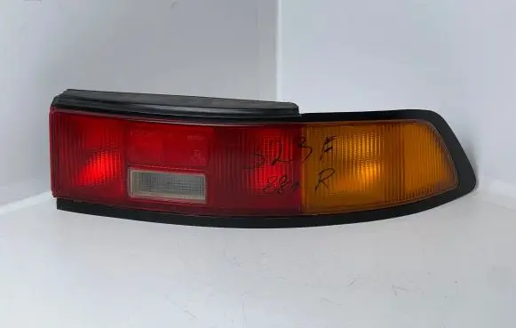 Mazda 323 F Rear/tail lights 0431321