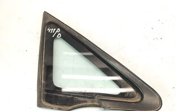 Suzuki Liana Front triangle window/glass 43R00122