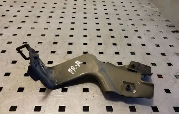Opel Insignia A Fender mounting bracket