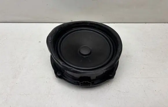 Skoda Octavia Mk3 (5E) Rear door speaker 5E0035411C