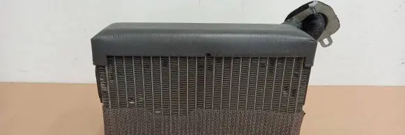 Jaguar XK8 - XKR Air conditioning (A/C) radiator (interior) U0501E2199