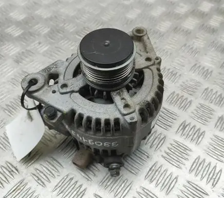 Hyundai Tucson TL Generator/alternator 373002A700 MS1042118840