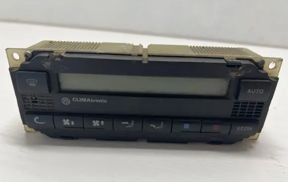 Volkswagen PASSAT B5 Climate control unit 3B1907044B