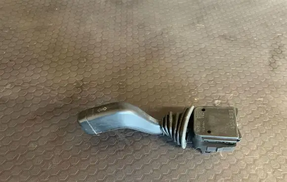 Opel Zafira A Indicator stalk 90560990 90560991 12263700