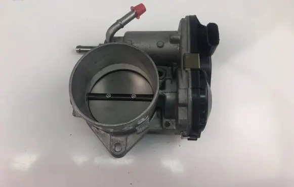 Toyota RAV 4 (XA40) Throttle valve 2203025020