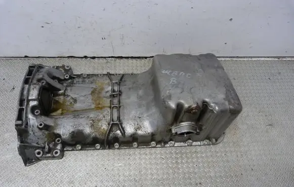 Mercedes-Benz E W124 Oil sump 1110140302