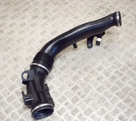 BMW 5 F10 F11 Intercooler hose/pipe 7583726 7593624
