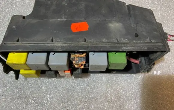 Mercedes-Benz E W211 Other relay A0025421119 0025421119
