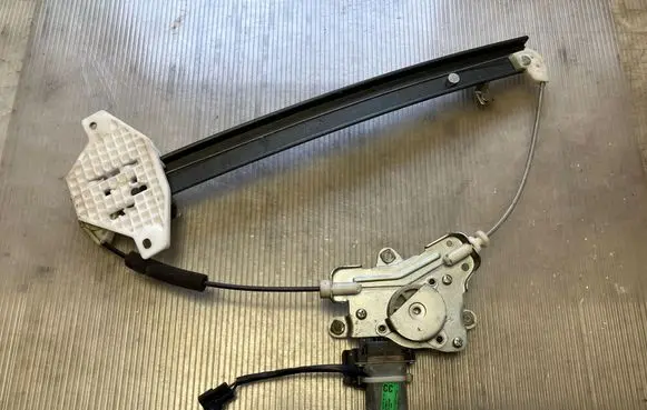 Opel Antara Rear door window regulator with motor 96672884 A00127970108