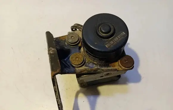 Volkswagen Caddy ABS Pump 3A0907379