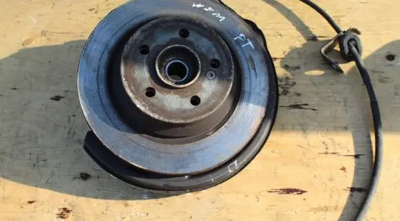 Mercedes-Benz E W211 Rear brake disc