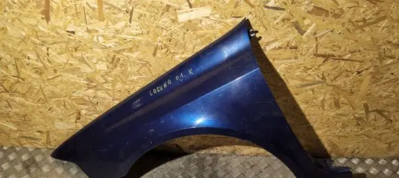 Renault Laguna II Fender