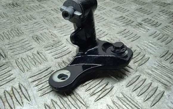 Mercedes-Benz GLA W156 Rear door lower hinge