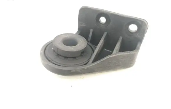 Hyundai ix35 Radiator mount bracket