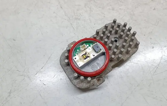BMW 6 F12 F13 LED ballast control module 707881