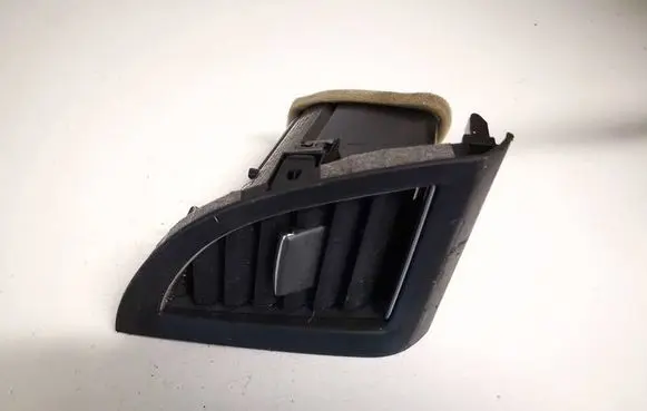 Honda CR-V Dashboard side air vent grill/cover trim 77615t0aa1
