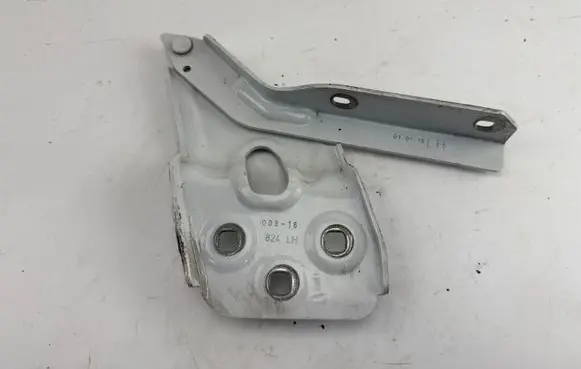 Volkswagen Touareg II Engine bonnet/hood hinges