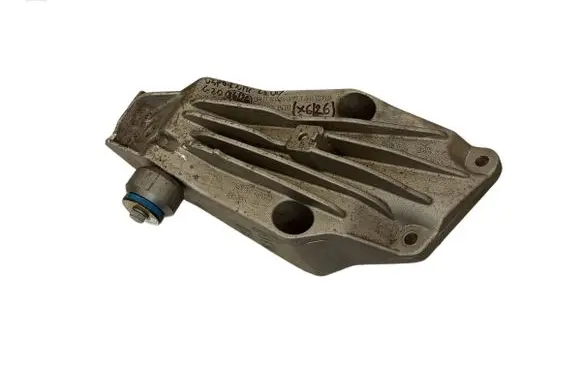 BMW 5 G30 G31 G38 Engine mounting bracket 6861559