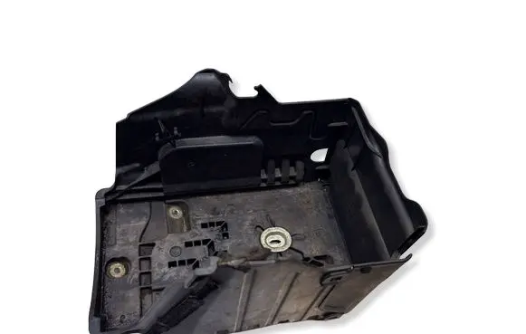 Volvo V70 Battery tray 31299569