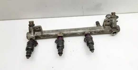 Opel Omega B1 Fuel main line pipe 90411551
