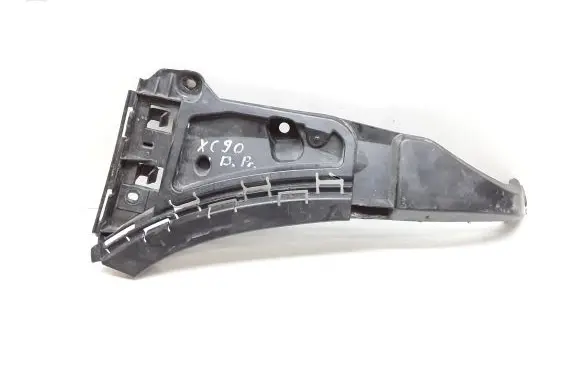Volvo XC90 Front bumper mounting bracket 08620564