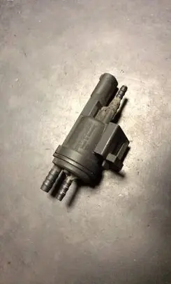 Mercedes-Benz Vito Viano W638 Turbo solenoid valve 0025401497
