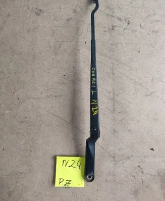 Seat Leon (1M) Front wiper blade arm 24832921
