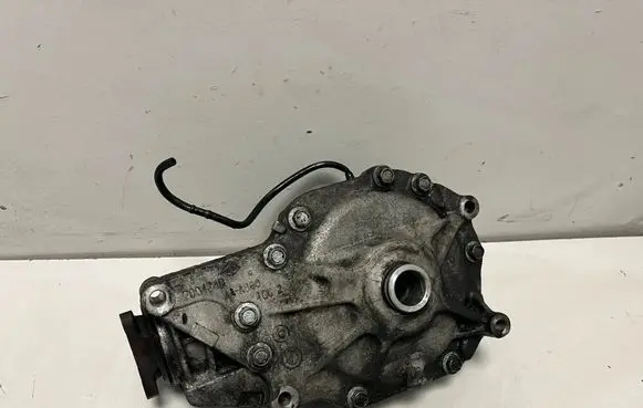 BMW X5 E70 Front differential 7552533