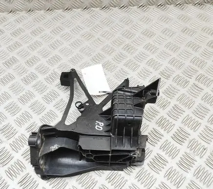 Mercedes-Benz E W213 Top upper radiator support slam panel A2136206500