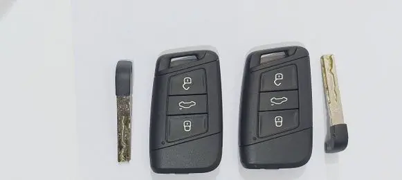 Skoda Superb B8 (3V) Ignition key/card 3V1800375S